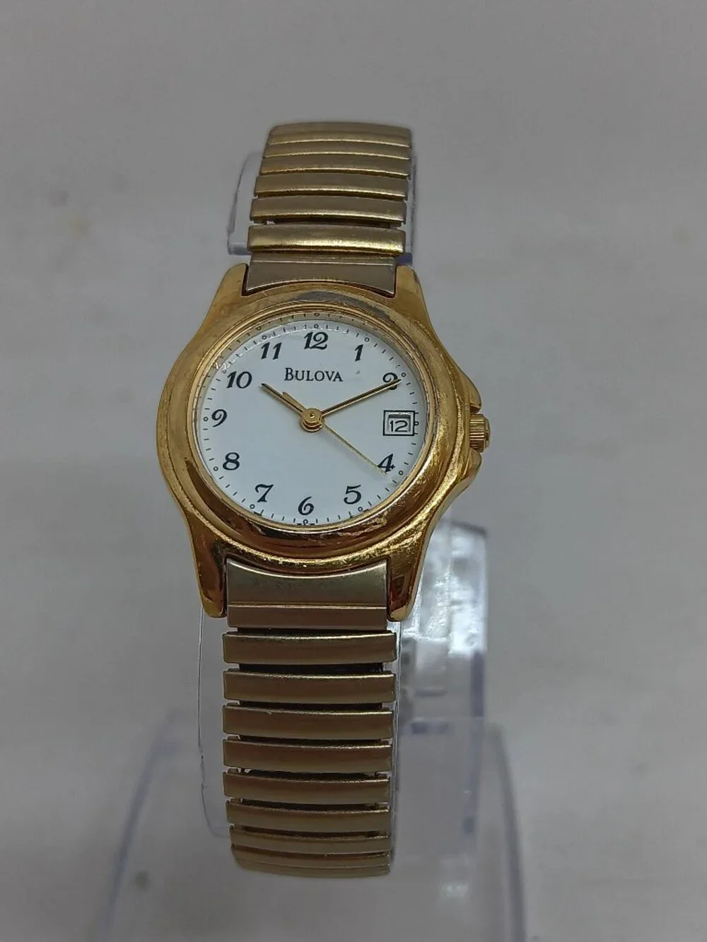 VINTAGE 1998 Bulova 97M39 Women's 24mm Gold Tone Japanese Quartz Watch NEW BATT